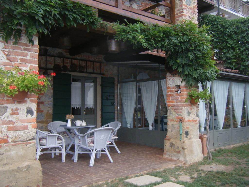 B&B Il Salice Veruno Exteriör bild