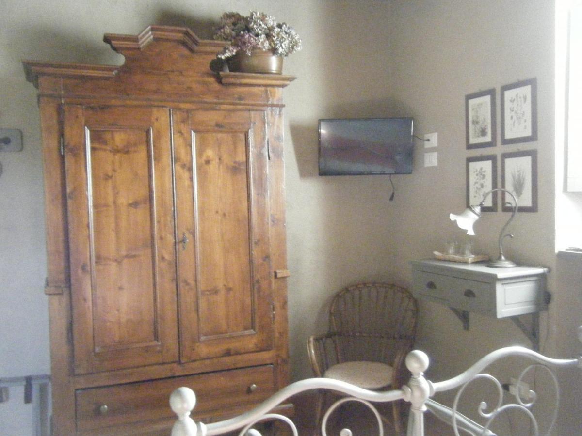 B&B Il Salice Veruno Exteriör bild